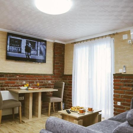 Hotel Zrinski Копривница Экстерьер фото
