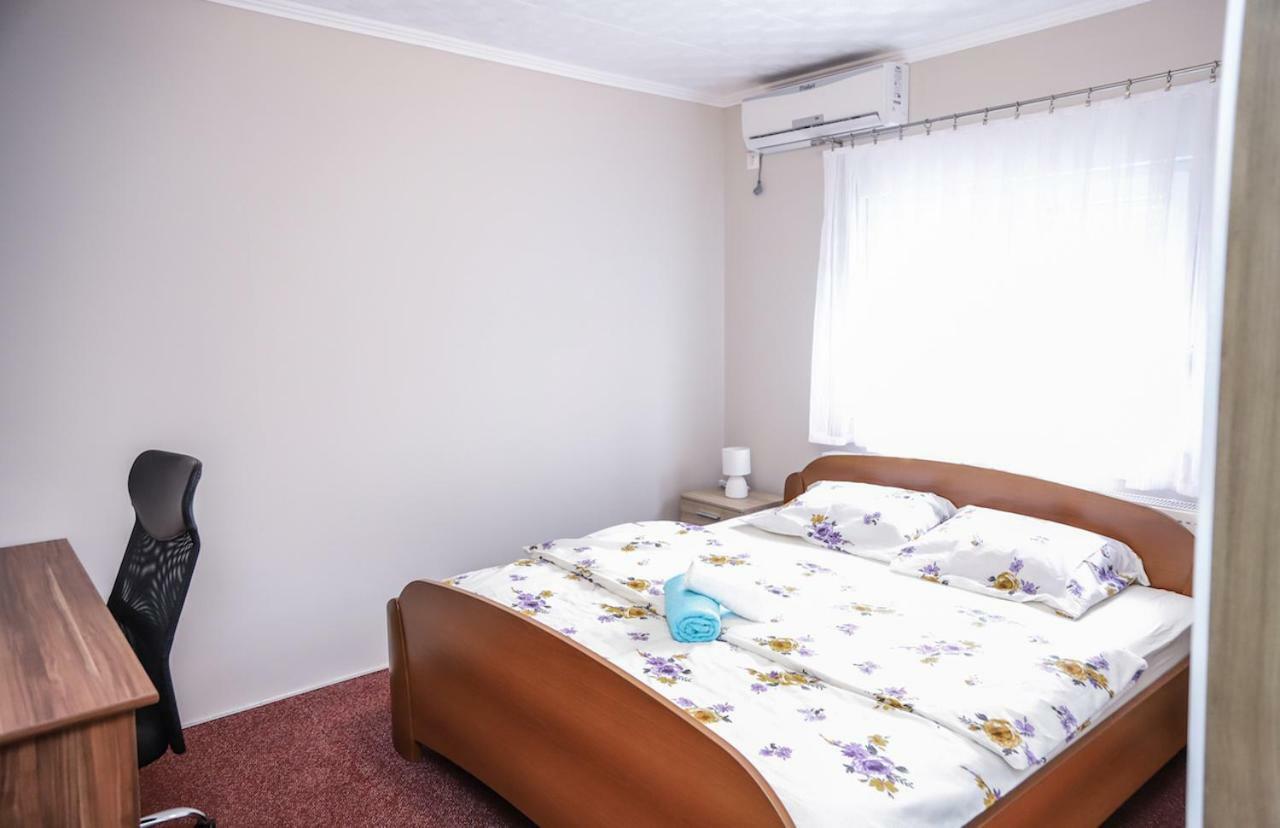 Hotel Zrinski Копривница Экстерьер фото
